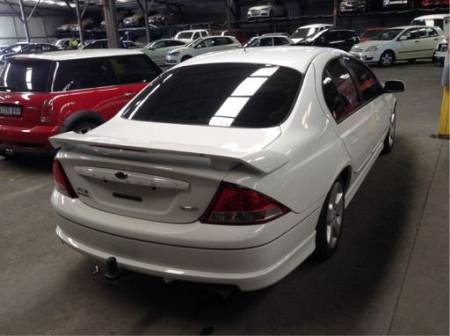 WRECKING 2002 FORD AUIII XR8 220